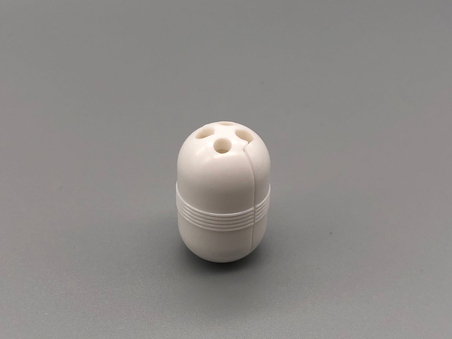 Plastic Split Cord Acorns