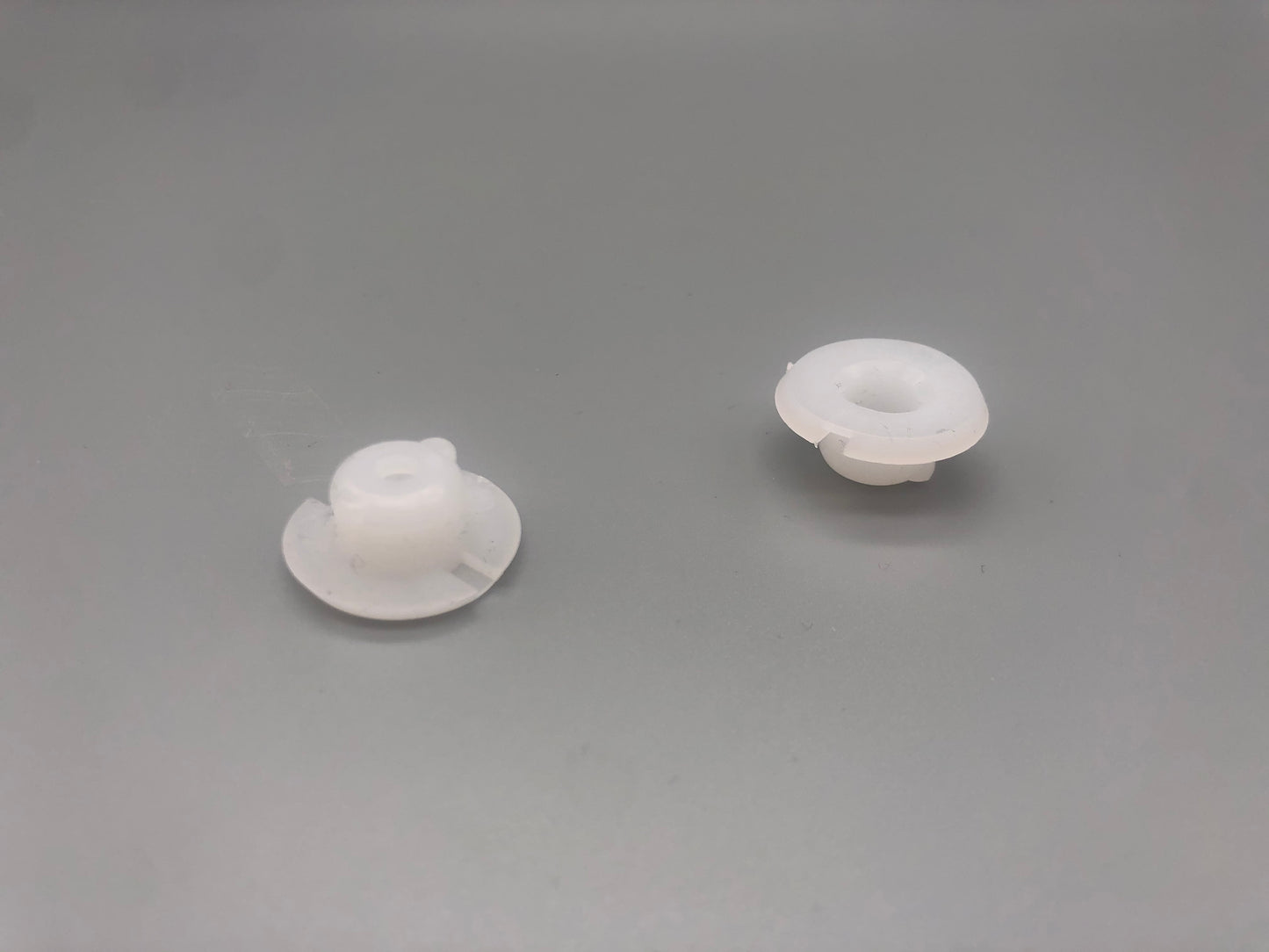 Bottom Bar Button for 35mm & 50mm Venetian Blinds - Pack of 4