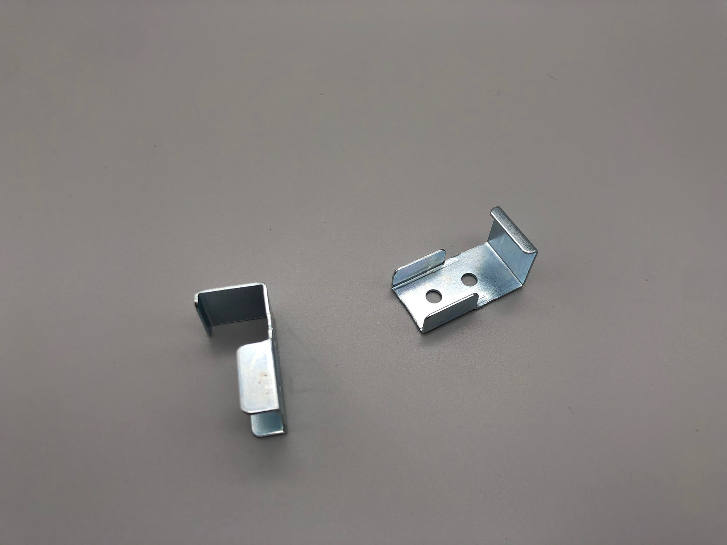 Metal Valance Clip for 35mm & 50mm Venetian Blinds - Pack of 4