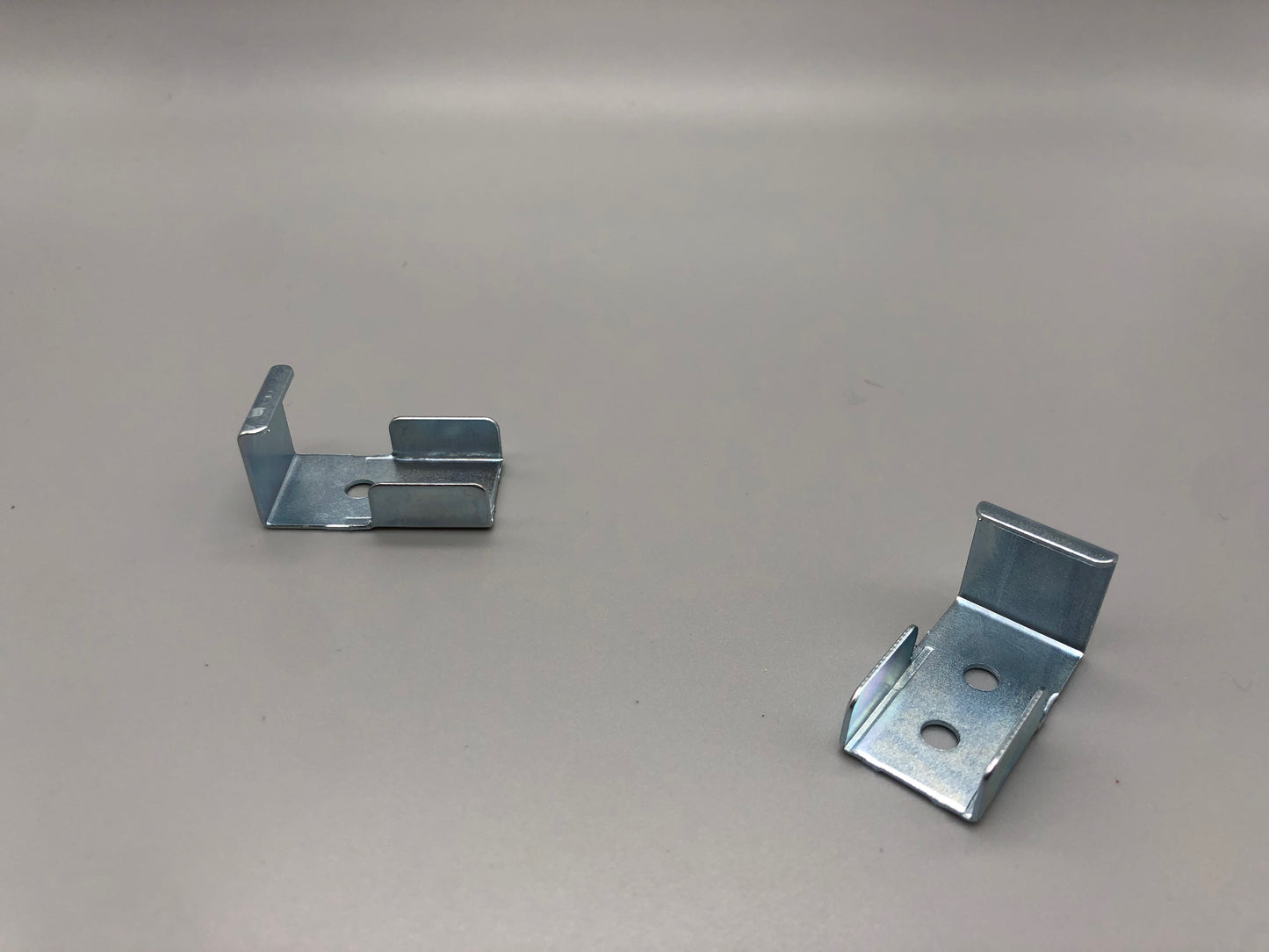 Metal Valance Clip for 35mm & 50mm Venetian Blinds - Pack of 4