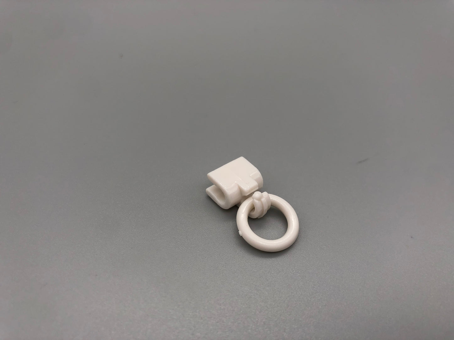 White Clip on Rings for 4mm Rods - Pack of 10
