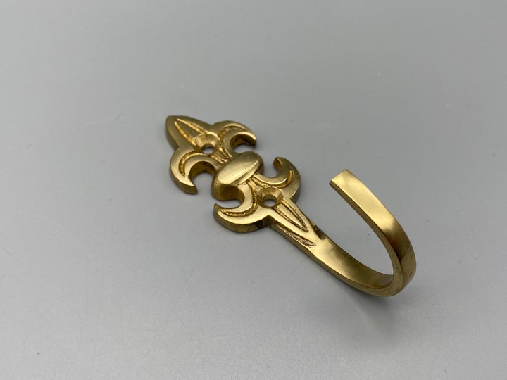 Brass Fleur De Lis Design Classic Tie Back Hook - Metal - Pack of 2
