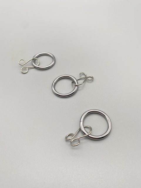 Chrome Curtain Rod Rings With Loose Eyelet - Inner Diameter ø 20mm - Pack of 10