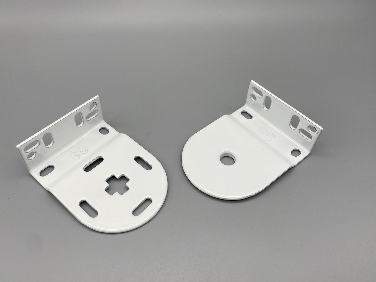 Pair of Replacement Roller Blinds Brackets Set - Metal Brackets - for 38mm System