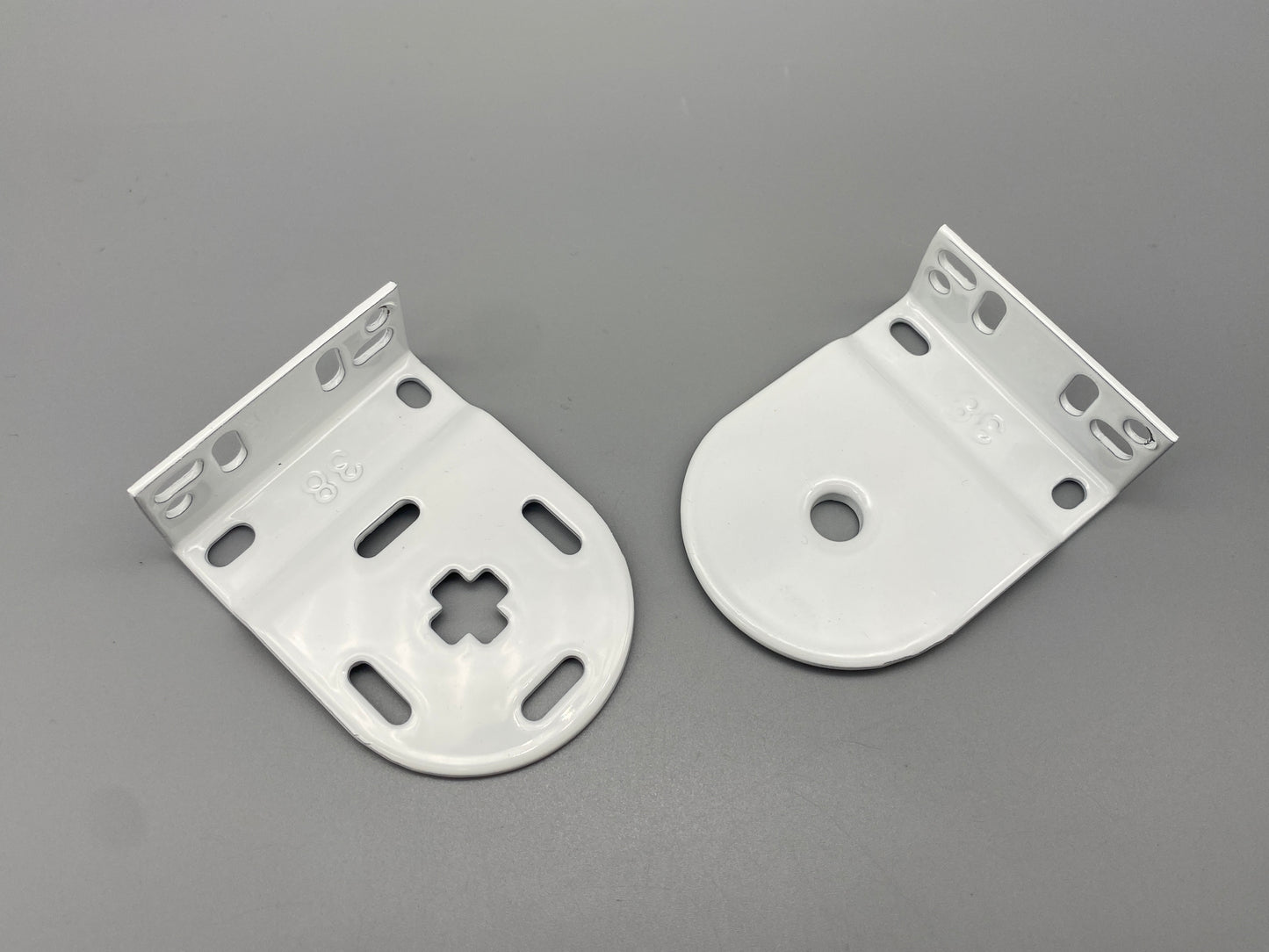 Pair of Replacement Roller Blinds Brackets Set - Metal Brackets - for 38mm System