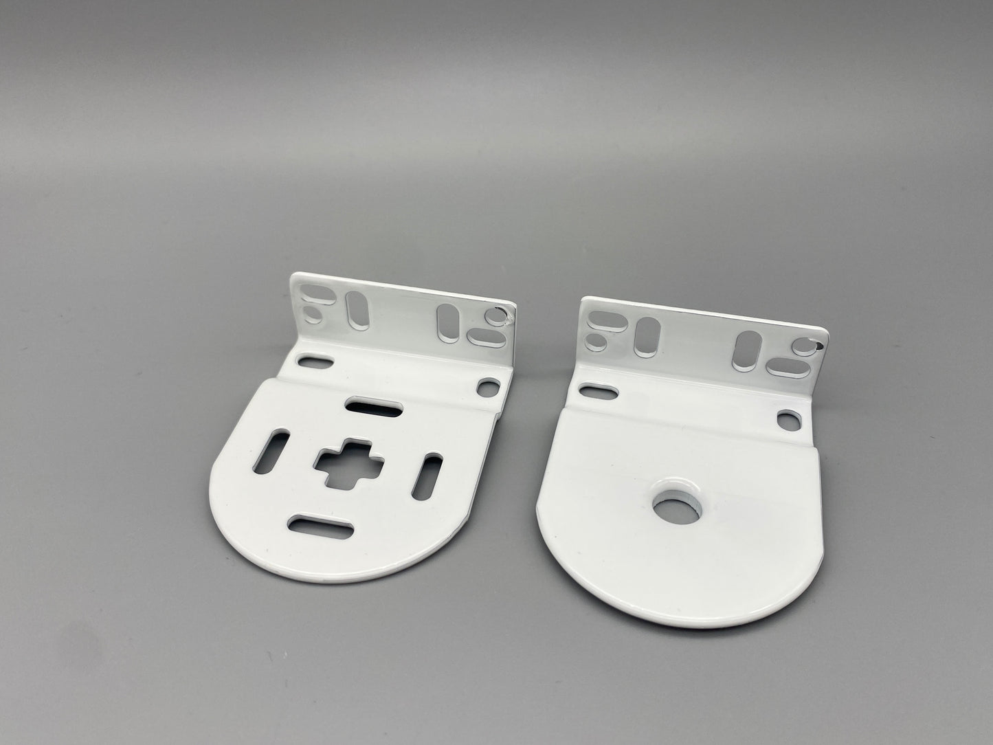 Pair of Replacement Roller Blinds Brackets Set - Metal Brackets - for 32mm System