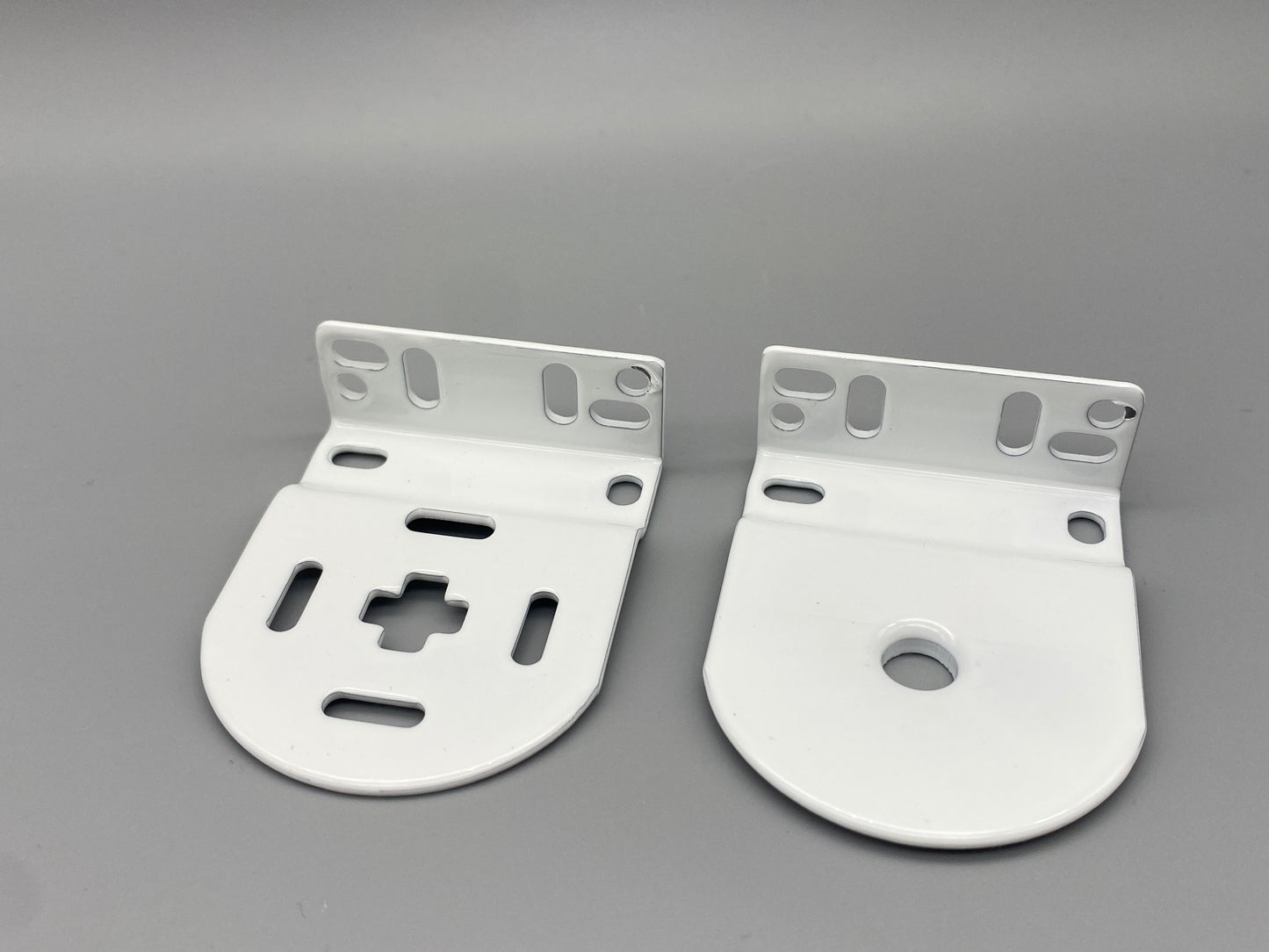 Pair of Replacement Roller Blinds Brackets Set - Metal Brackets - for 32mm System