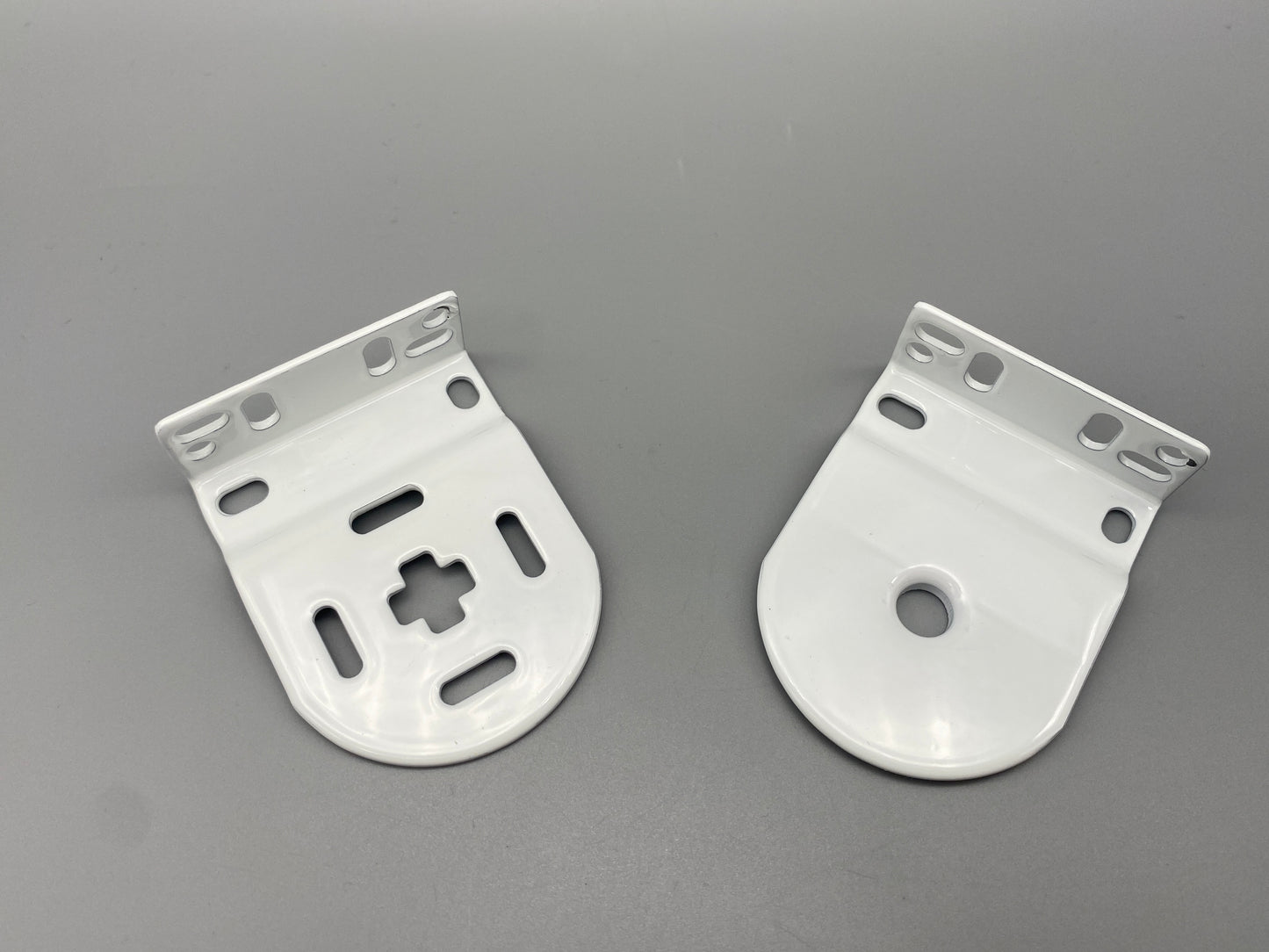 Pair of Replacement Roller Blinds Brackets Set - Metal Brackets - for 32mm System