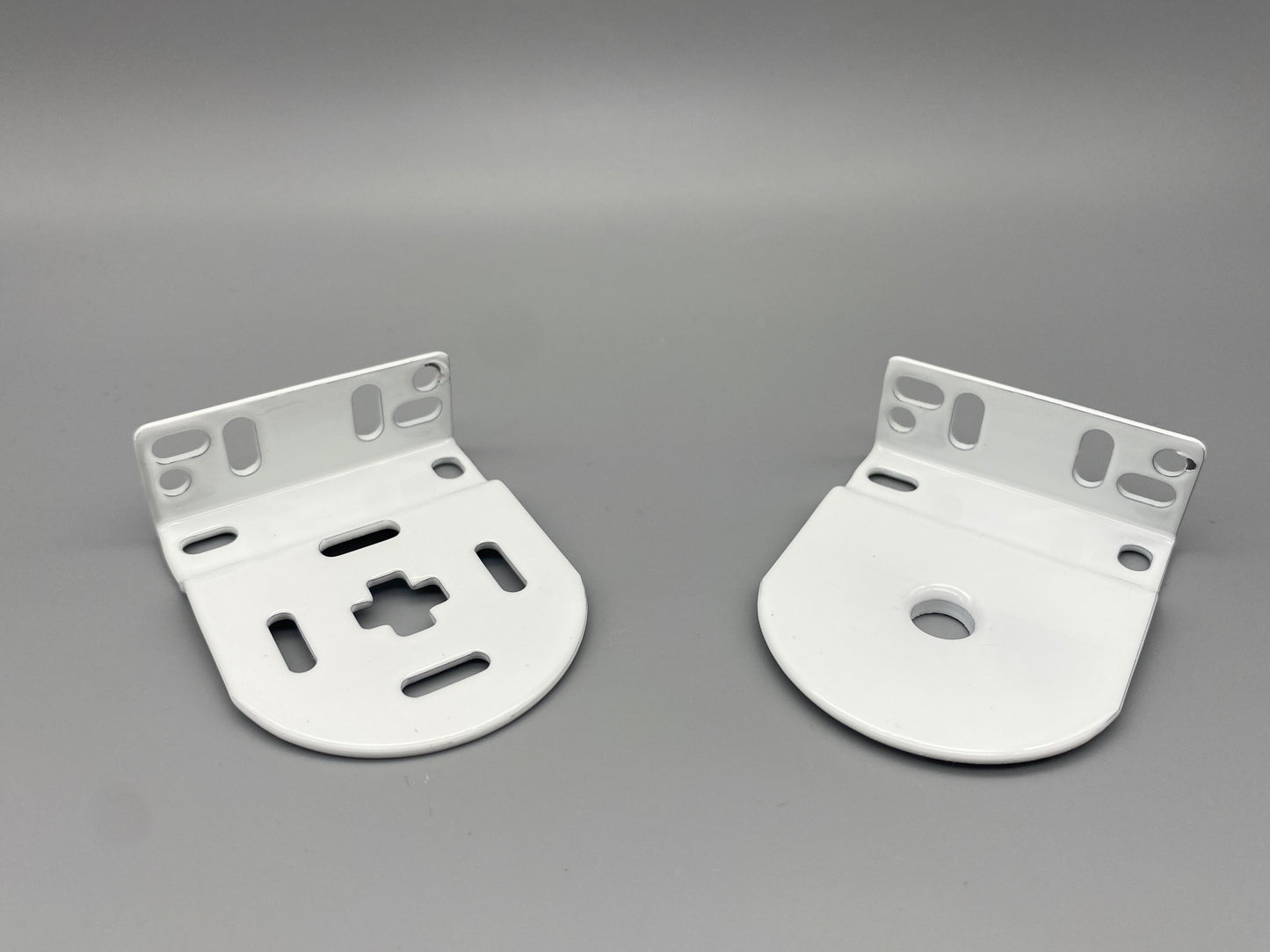 Pair of Replacement Roller Blinds Brackets Set - Metal Brackets - for 32mm System