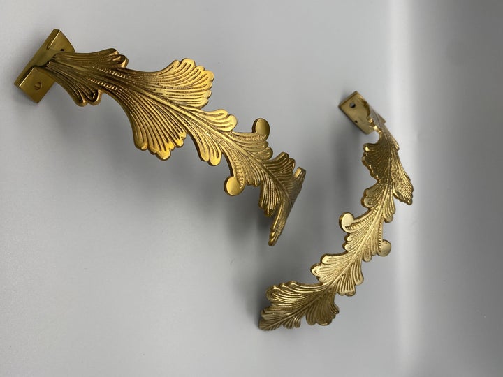 2x Classic Gold Curtain Hold Back - Large Metal Athena Leaf Design Holdback - Gold