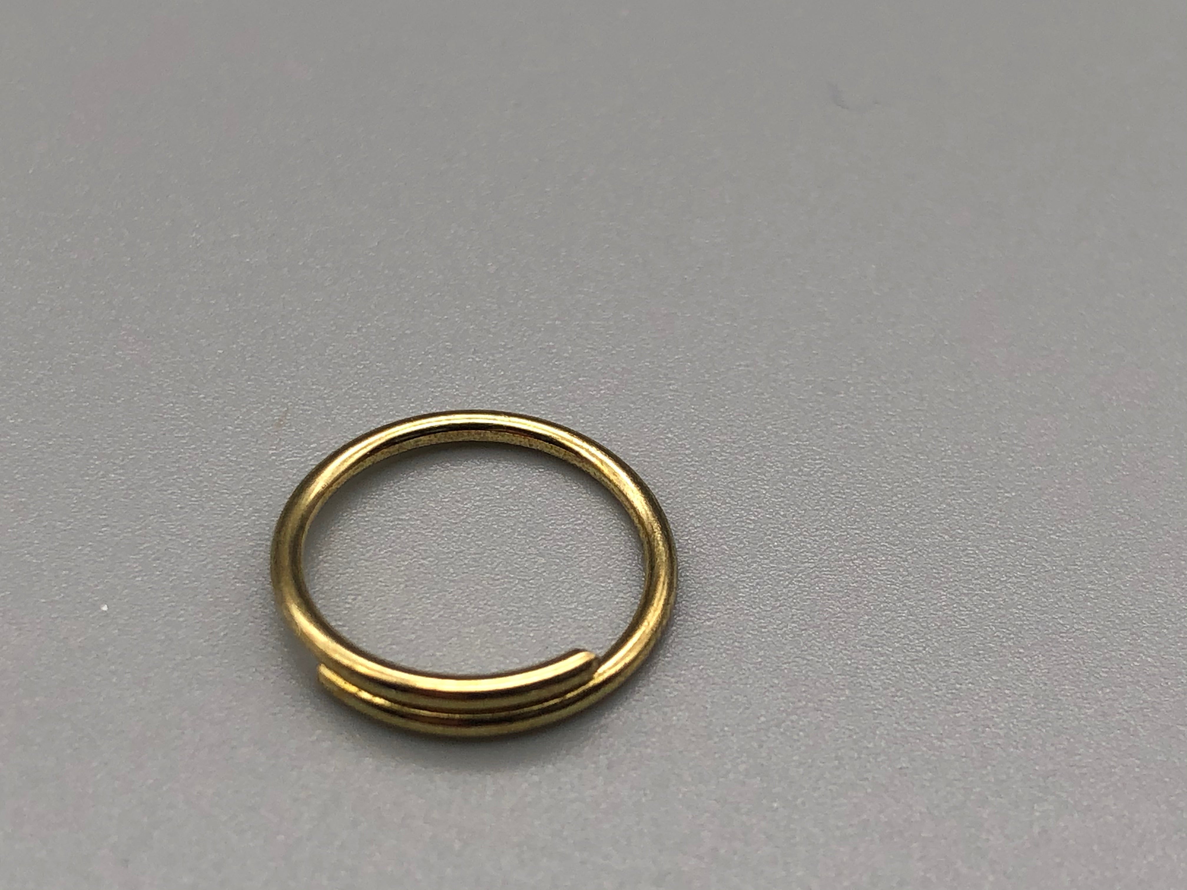 Metal split store rings